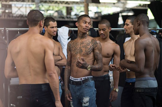 givenchy-ss16-backstage-4