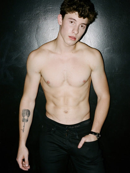 shawn-mendes-shirtless-flaunt-magazine-2-1480631981-420x560